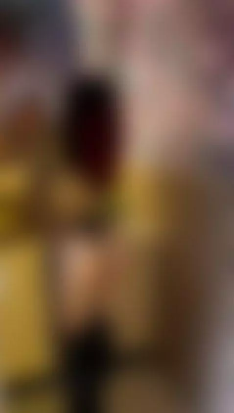 Visit my room honey by naomyrey