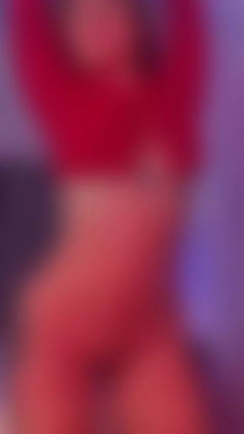 hi guys, I am online by fernanda-c