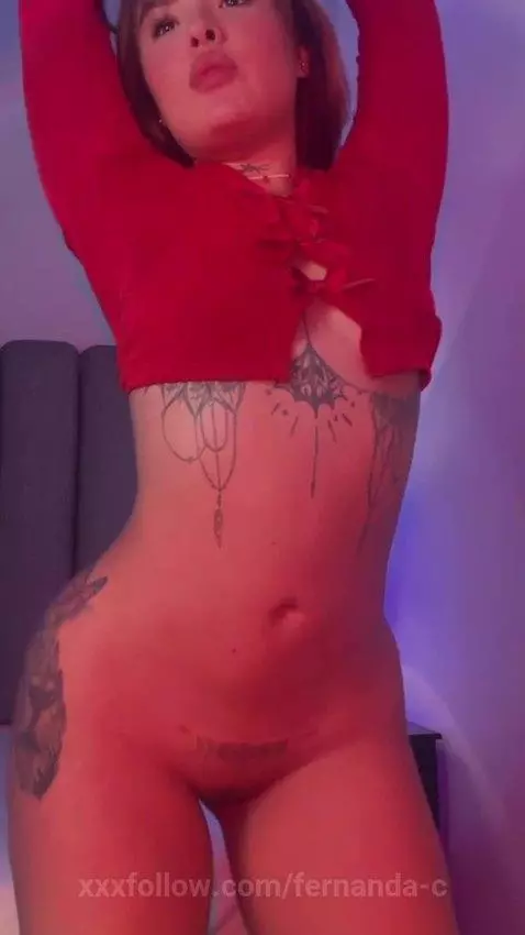 hi guys, I am online by fernanda-c