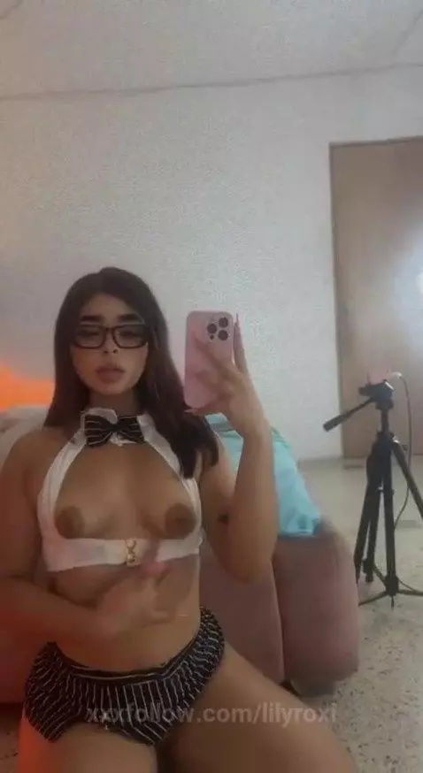 My mouth is ready for your cock while you put your fingers u... by lilyroxi