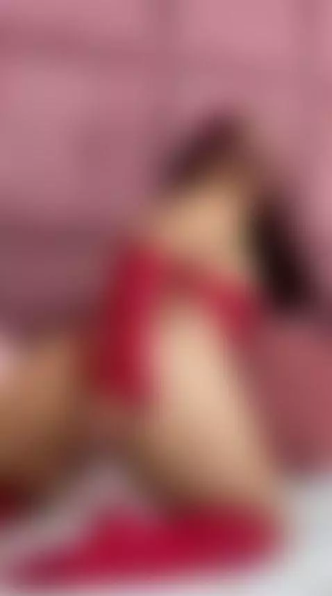 Sexy, naughty and eager to tempt you to the limit 👀🍒https://... by lilyroxi