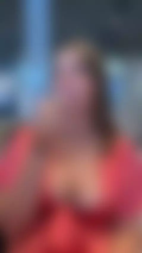 a girl who knows how to use her tongue by emmanatural