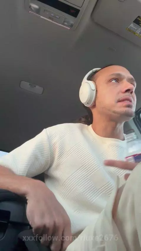 IF YOU CAN'T move a 100 🤫 stfu by rluxe2676