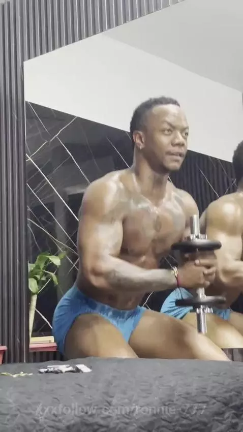 Playful Tease😉 by ronnie-777