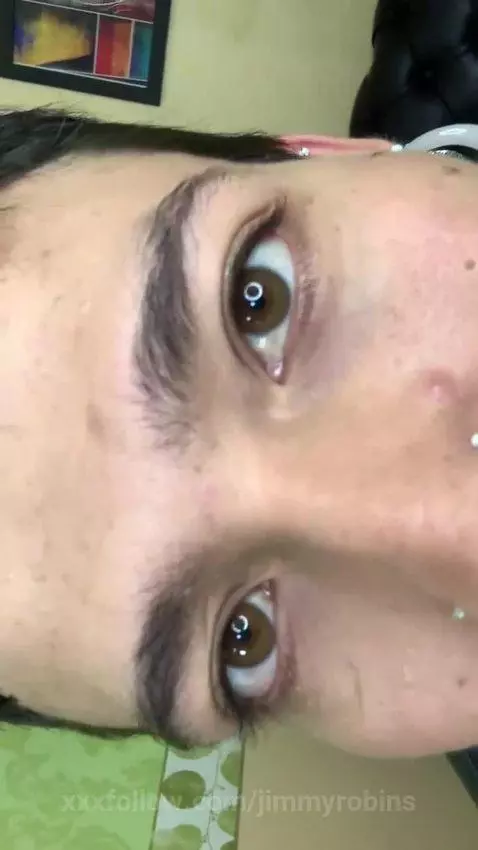 How is your Monday going? by jimmyrobins