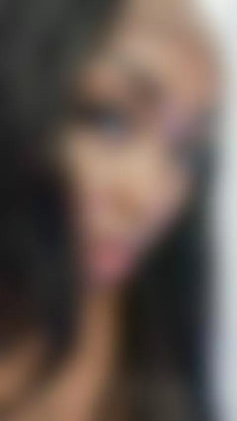 Kisses that ignite your desire💦💋
https://chaturbate.com/b/ri... by ritagibsonn