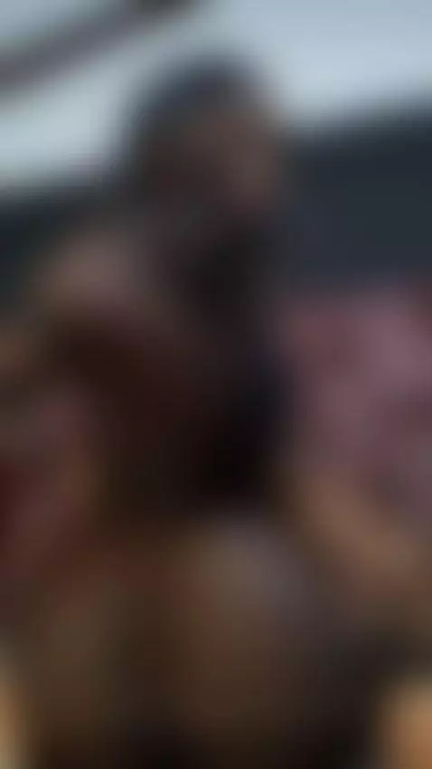 All eyes on the Queen — and she knows exactly how to rule. 😈 by ritagibsonn