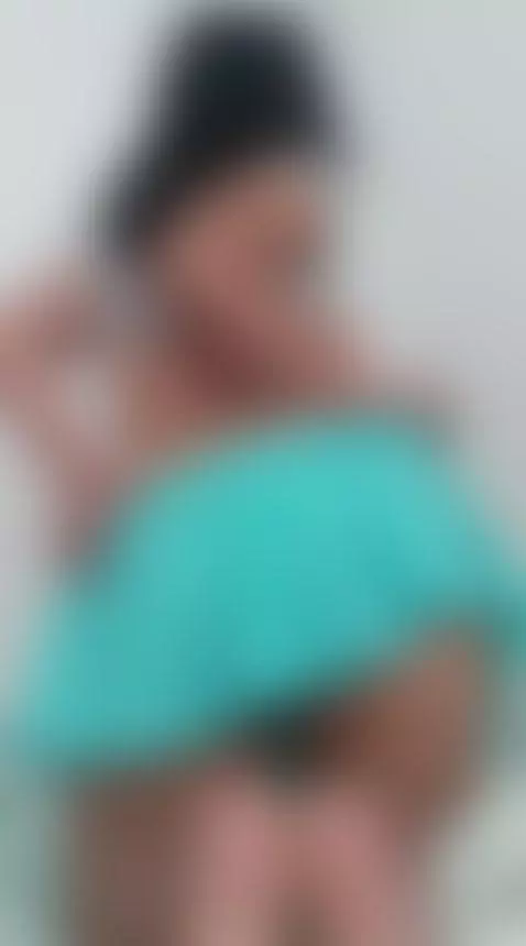 I woke up a little horny by evaa-grey