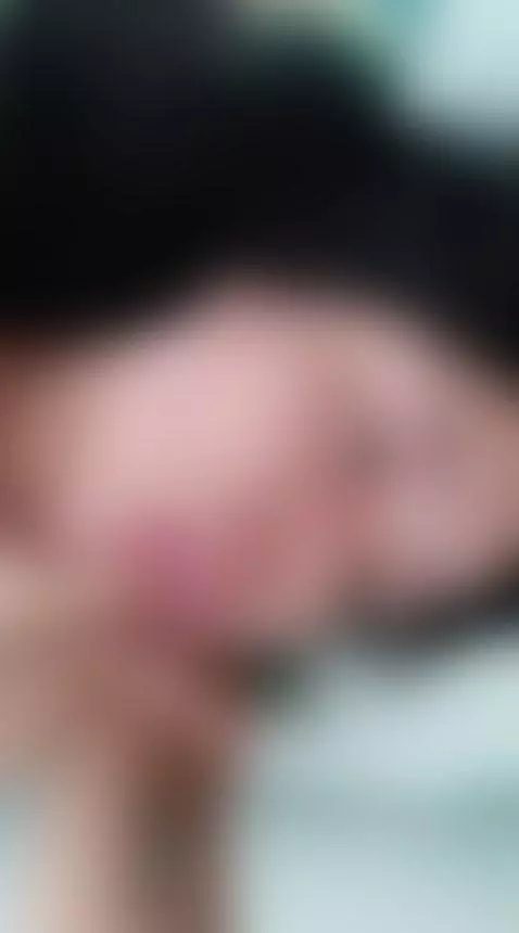 My mouth wants yours 👄 by evaa-grey