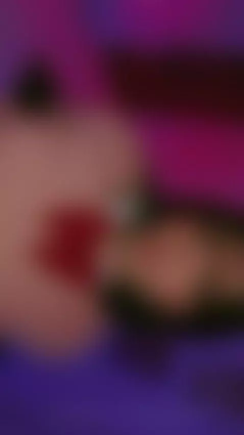 do u want to see this cosplay online? 
https://chaturbate.co... by tripinked