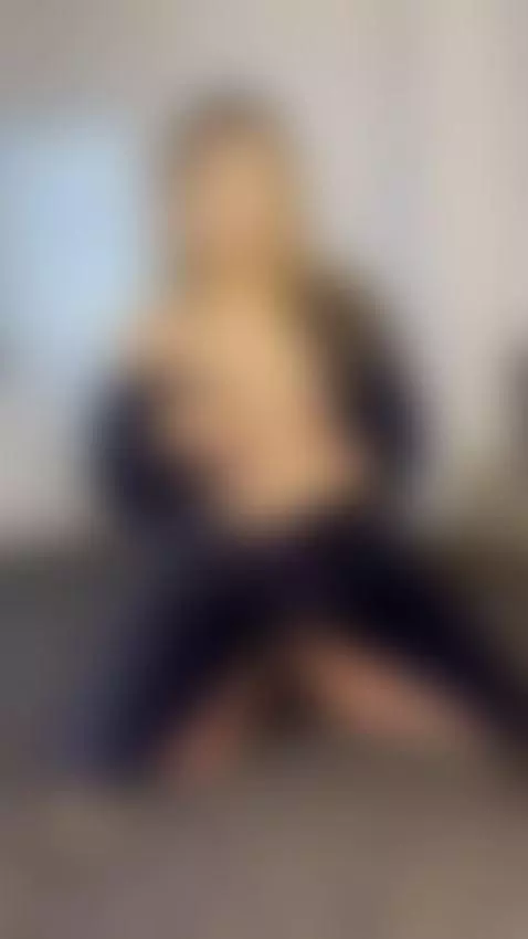 Can I make you stroke just from licking my lips by kathrinewolf