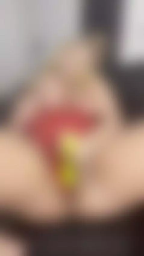 Hips roll fast while thighs lock together by kathrinewolf