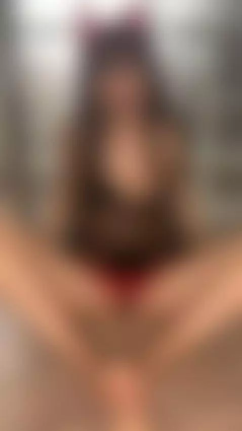 What happens next… you’ll have to see for yourself. by leslieshay