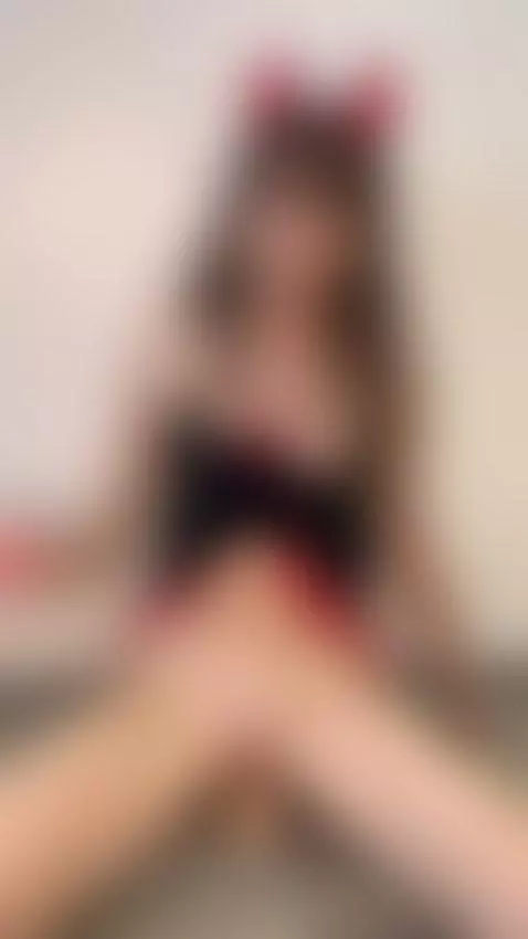 Tell me this doesn’t completely consume you. by leslieshay