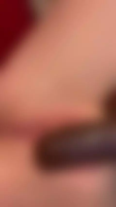 Try to pretend you’re not interested… I dare you. by leslieshay