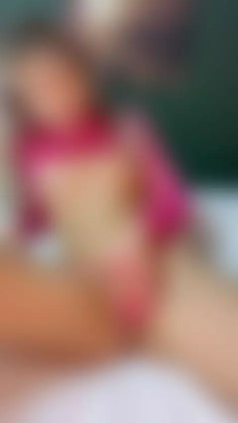 POV: You just walked into something dangerous. by leslieshay