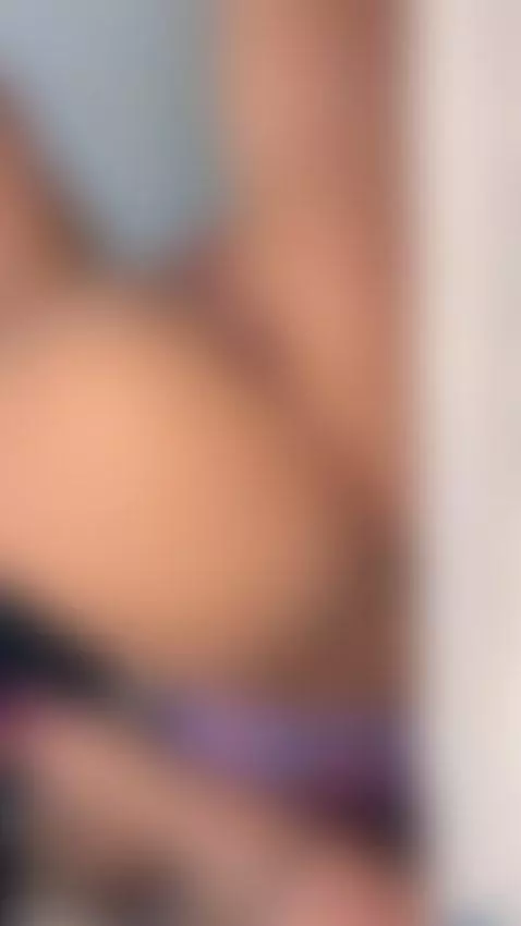 This was supposed to be a tease, but then… by leslieshay