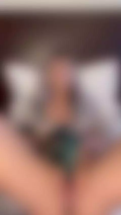 I can’t hold back, no matter how much I try by leslieshay