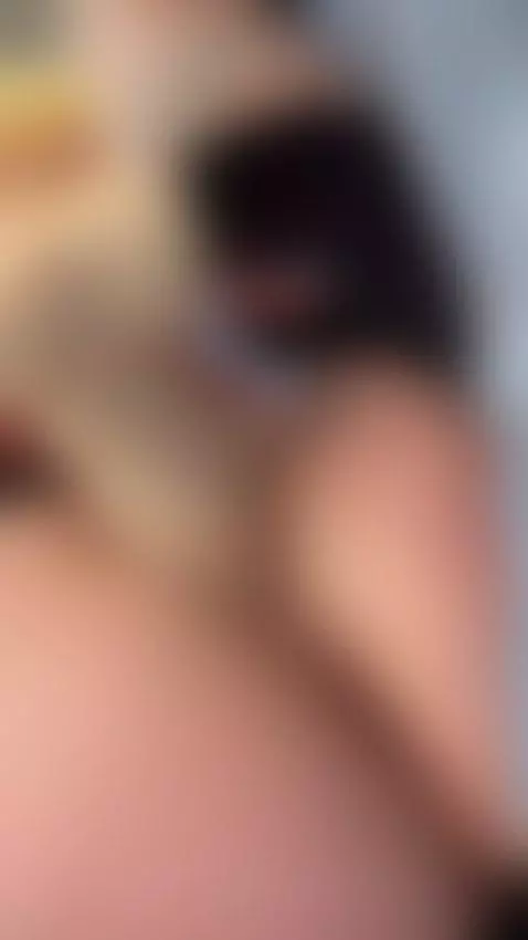 Your hand won’t last through this squirt ending by leslieshay