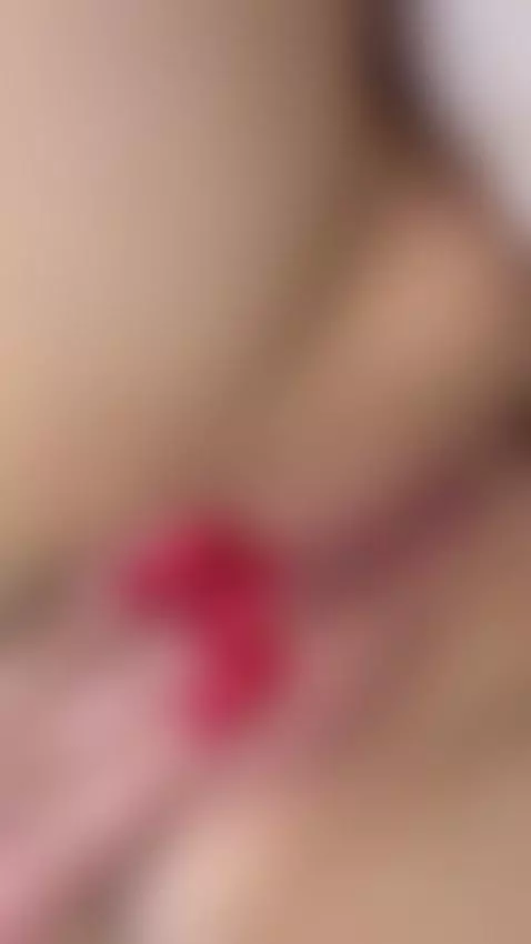 Whispered countdown breaks down into soaked moaning by leslieshay