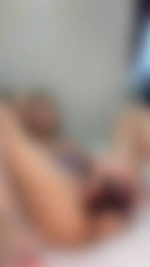 Keep edging while breath fades mid-squirt by leslieshay