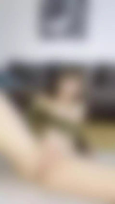 Keep stroking while I talk about your face between my legs by leslieshay