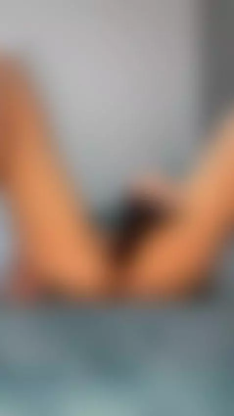 Should I let go now or wait for you to finish by leslieshay