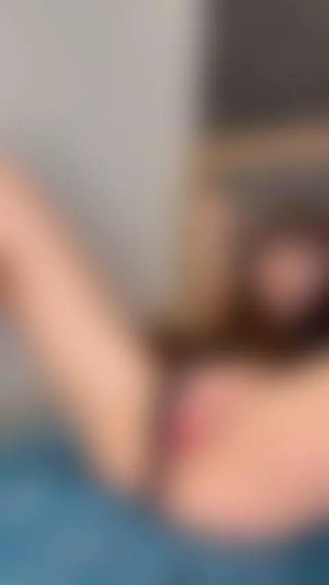 Would your cock handle how wet I am now by leslieshay