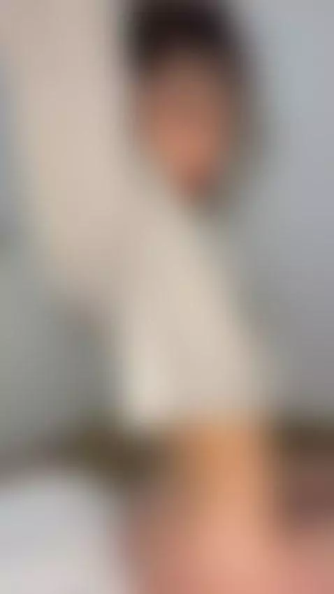 No silence just raw sounds and breathy gasps by leslieshay