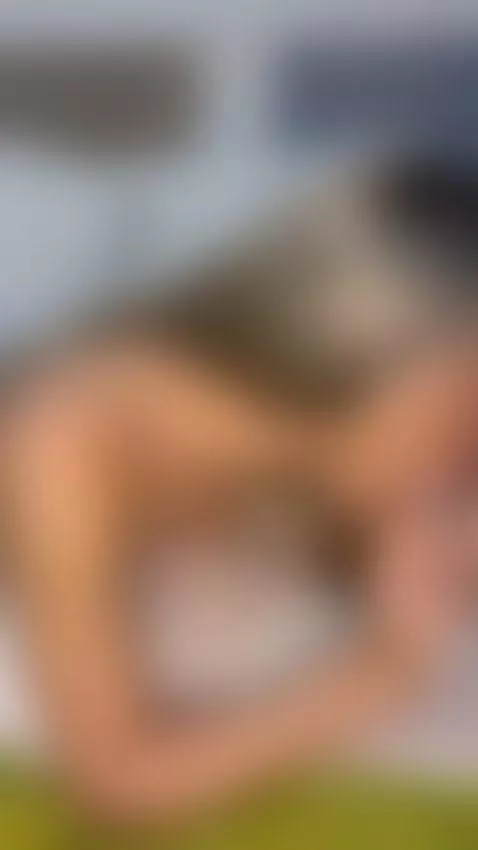 Keep stroking while breath gets stolen by leslieshay