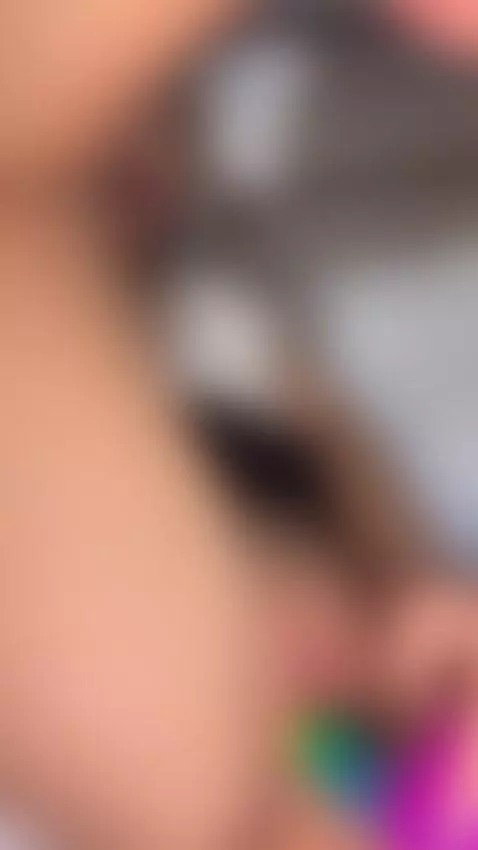 So tight at first, but now I’m completely open for you… how ... by leslieshay