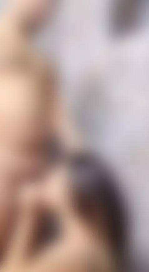 I don’t need an introduction—my presence speaks first. by sianalopes