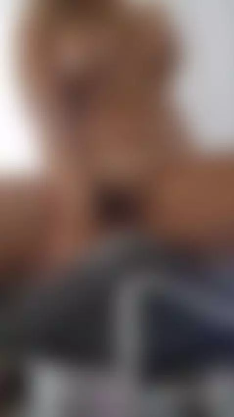 Nothing should feel this good… but it does. by sianalopes