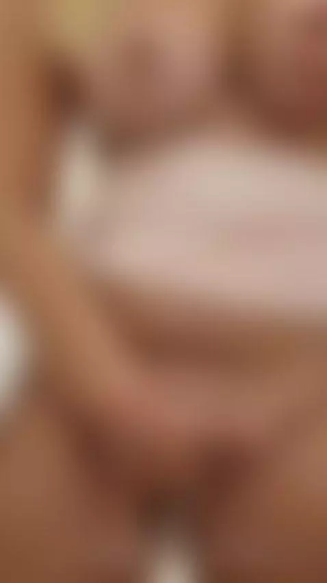 I don’t need validation—I know I’m the best. by sianalopes