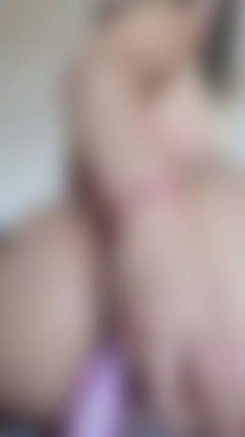 Oops… did I just become your favorite? by sianalopes