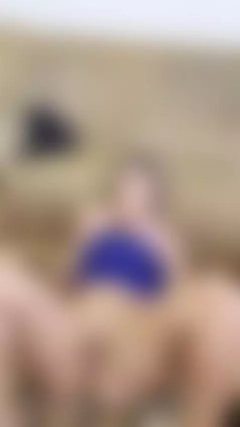 How deep do you think she’s going to take it? by sianalopes