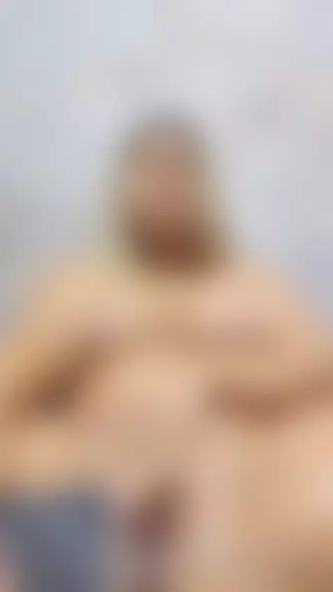 Your fantasies keep my fingers moving all night by sianalopes