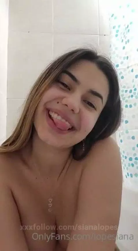 Do you want me to ride your face or beg for it by sianalopes