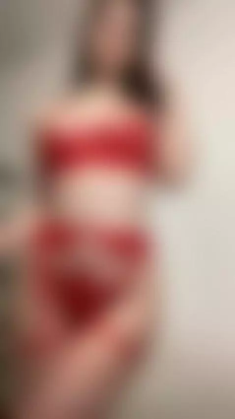 A legend in red lipstick. by sugarivy