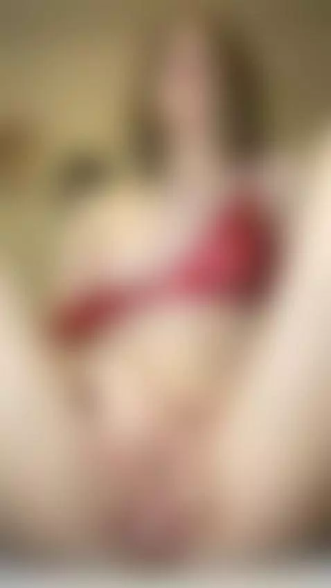 She’s whispering, whimpering, pleasure winning by sugarivy