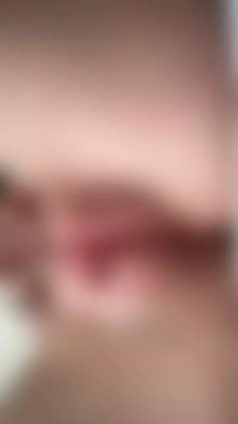 Voice fading between gasps as squirt hits by sugarivy