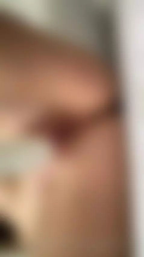 Moaning into the mic while breath slips by sugarivy