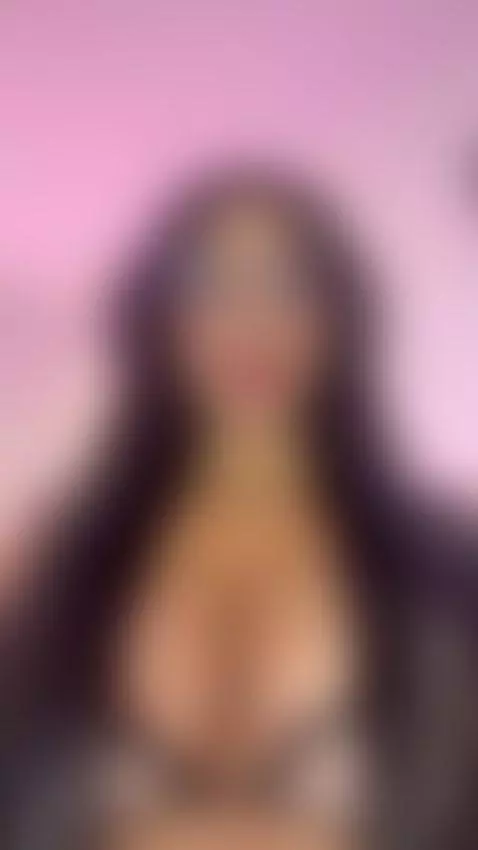 EY !! That you prefer to put in the middle of (.) (.) Your f... by danilopezzz