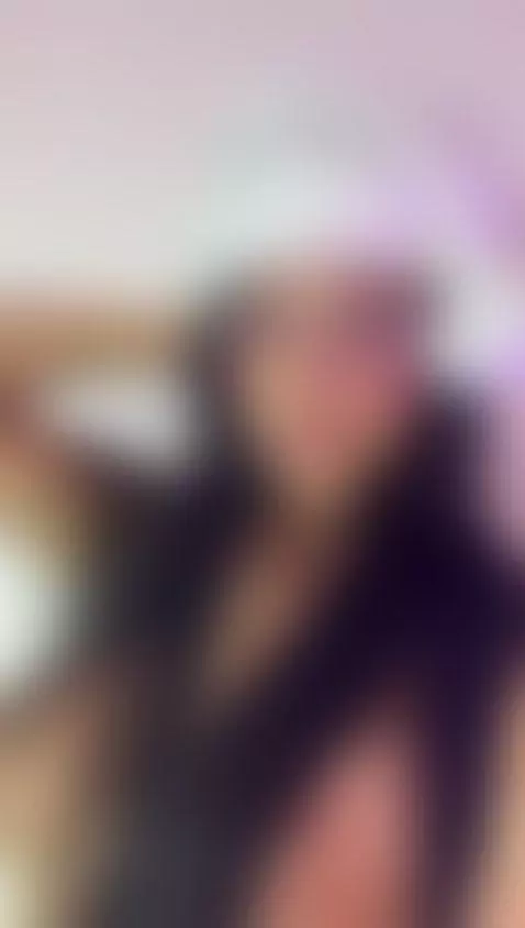 ✨Hey guys, just a few minutes left until my CHRISTMAS SHOW✨I... by danilopezzz