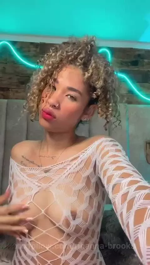 Every step of this dance shows what the holes do not hide 🥵😈 by rihanna-brooks