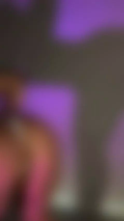 With my shadow I also seduce you by melisurita