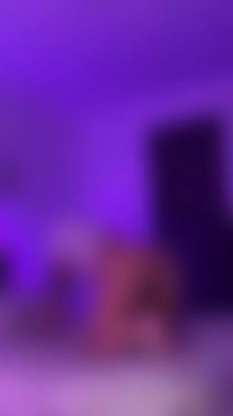 Let me introduce you to a great natural ass from a Colombian... by melisurita