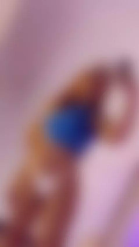 What u doing this wknd?
Let me know about u! by annyemiiller