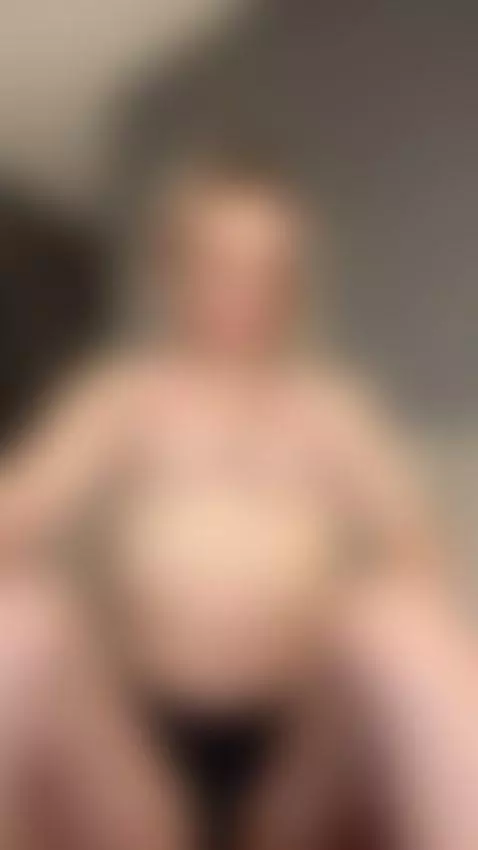 Tell me what you think when you fantasize about me by alessiaquinn