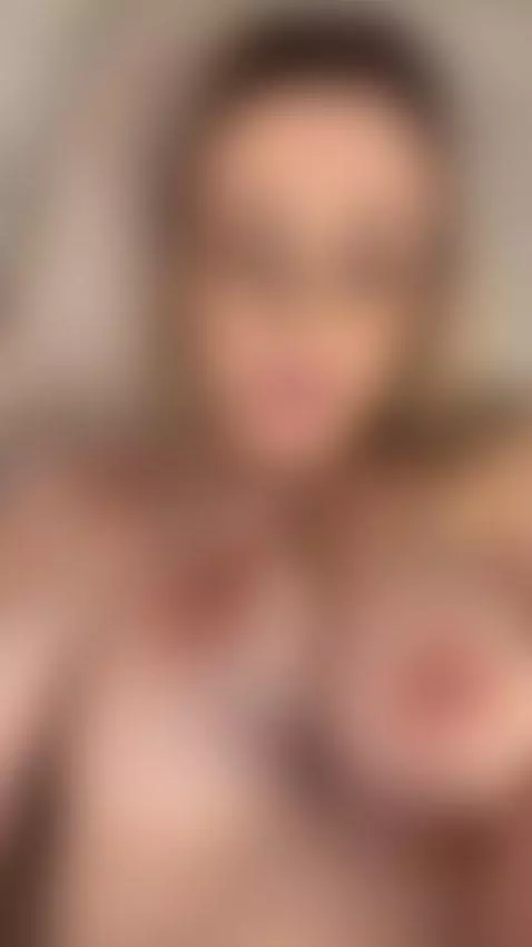 I'm ready to be used however you like 😋 by alessiaquinn